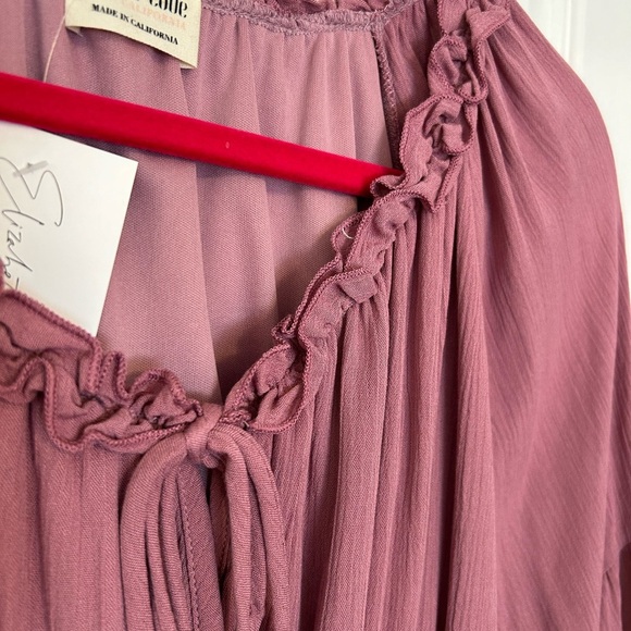 Pretty soft mauve dress with flowy sleeves, elastic waist and ruffle detail - Picture 8 of 10